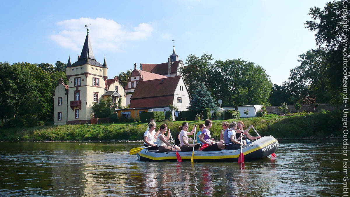Das Wasserschloss Podelwitz an der Freiberger Mulde im Landkreis Leipzig - eine ideale Location mit leistungsfähiger Gastronomie - auch für sehr große Gruppenstärken!