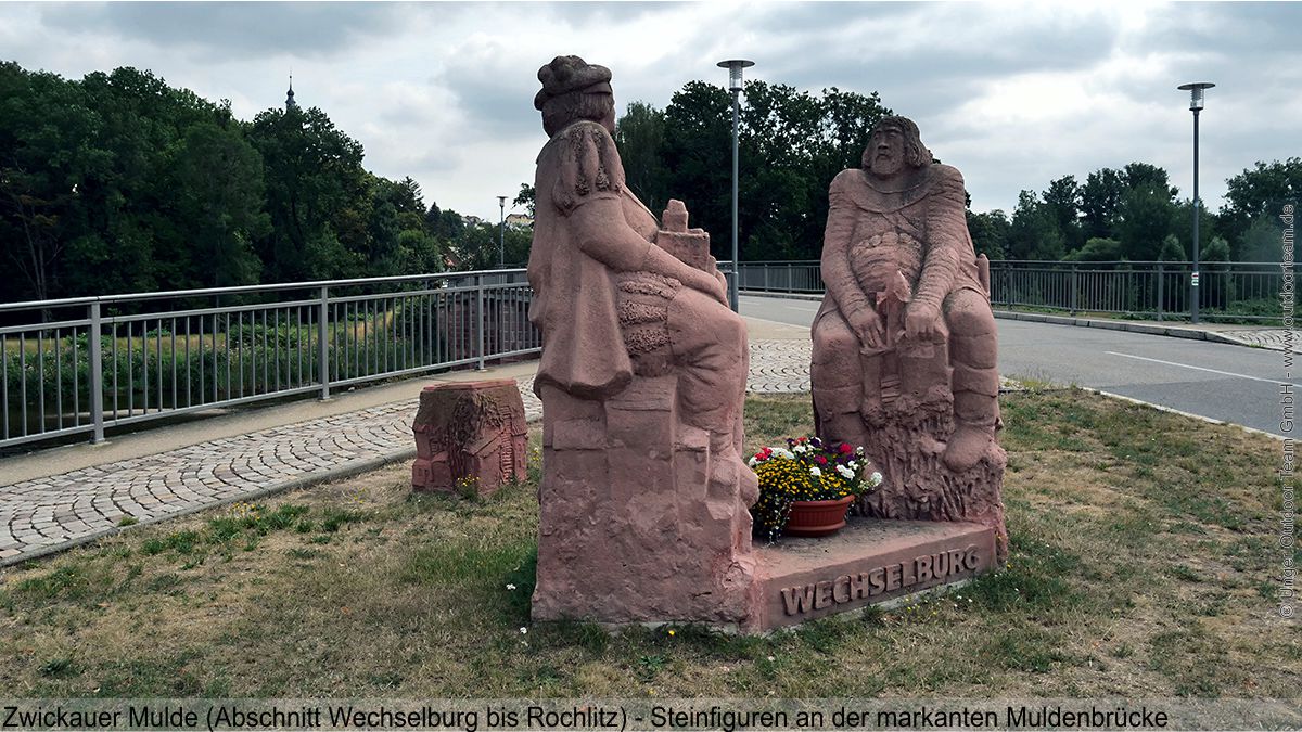 Die Steinfiguren an der Brücke in Wechselburg Schlauchbootvermietung Strecke E von Wechselburg nach Rochlitz