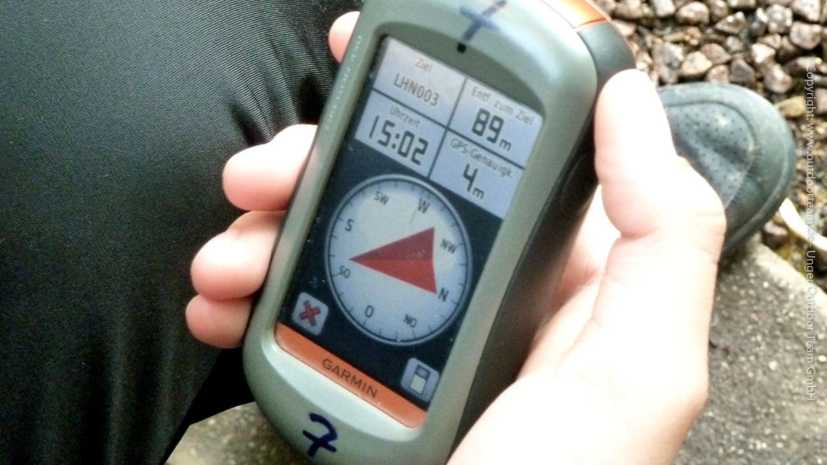 modernes Garmin-GPS Gerät für die Schatzsuche bzw. für das Geocaching
