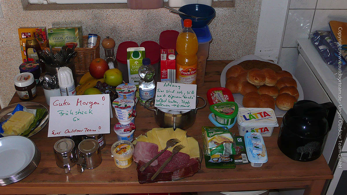 Sonderwunsch: vorbereitetes Frühstück für eine kleine Gästegruppe in der Herberge Wiesenthal